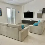 Apartman By Interhome