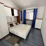 Apartman By Interhome *