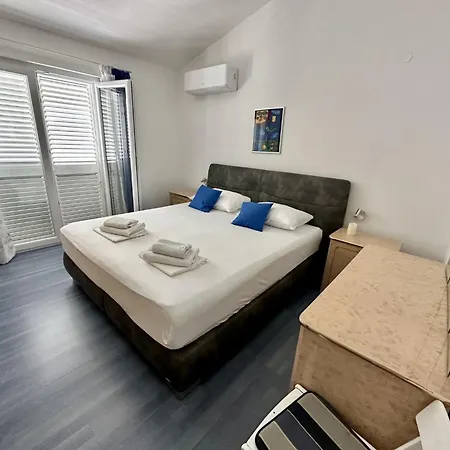 By Interhome Daire *