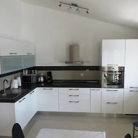 By Interhome Obrovac