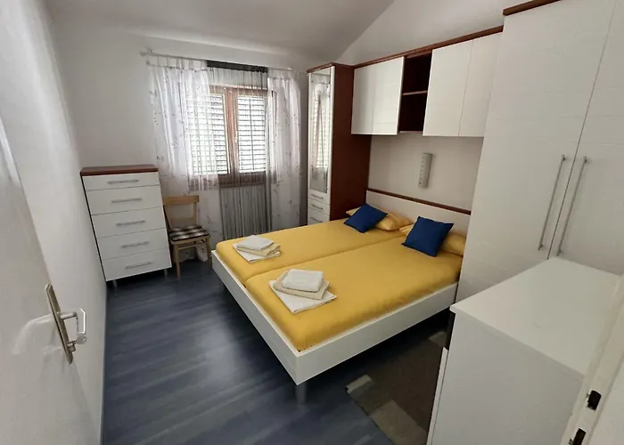 By Interhome Obrovac