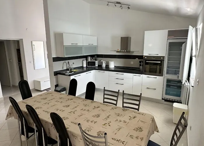 By Interhome Apartment *