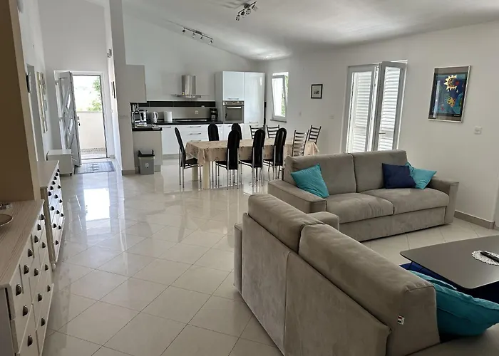 Apartment By Interhome *